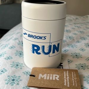Brooks Run Can Chiller